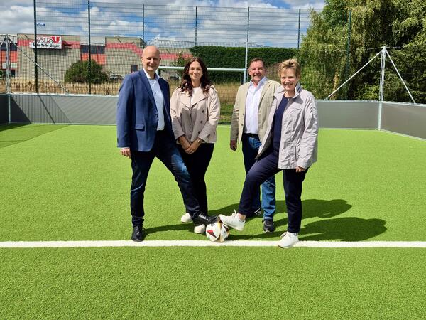 Bild vergrößern: Fuballminispielfeld