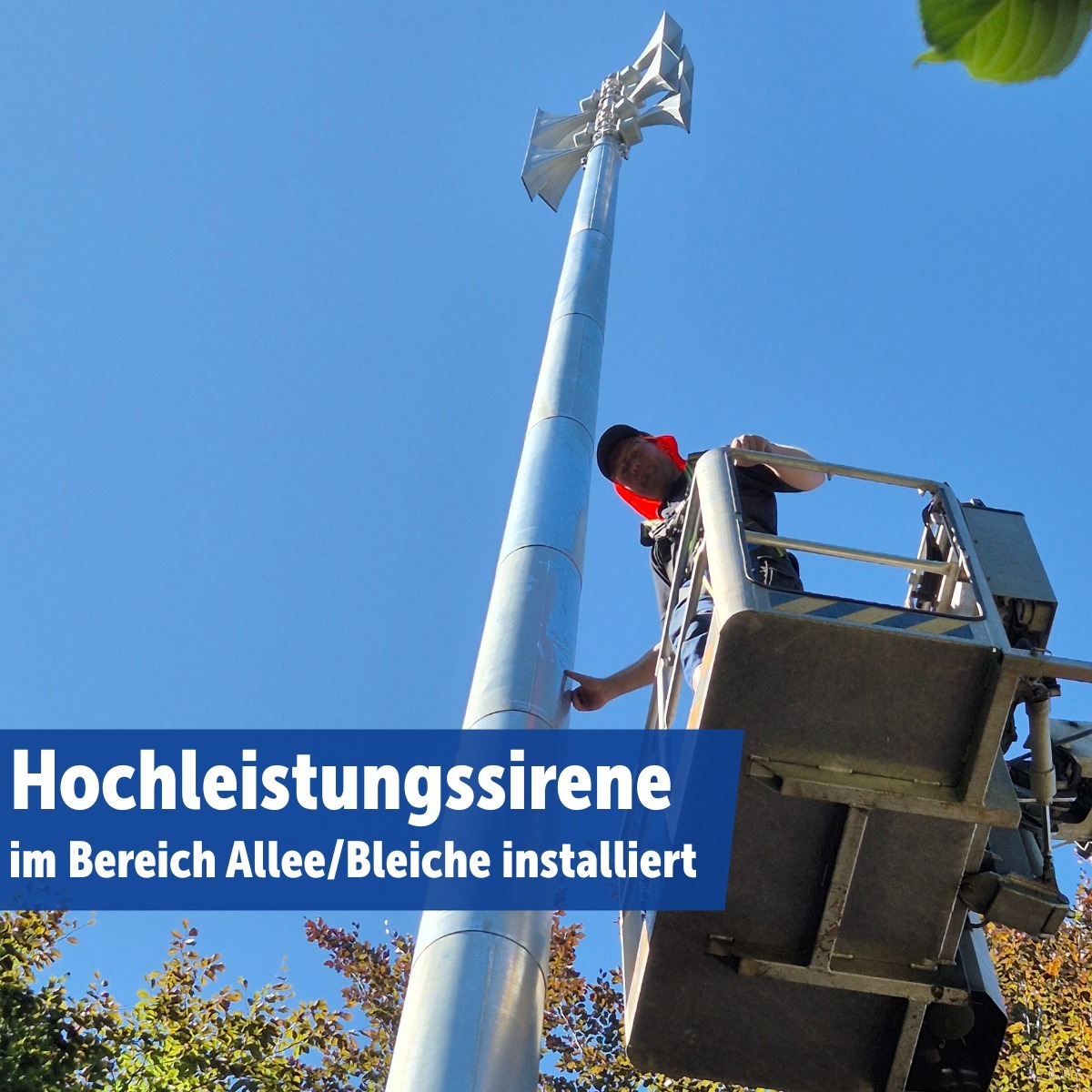 Hochleistungssirene auf 16 Meter-Mast