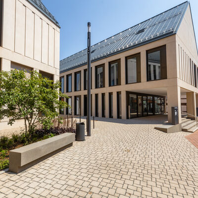 Bild vergrößern: Foto vom Rathaus Gebäude B